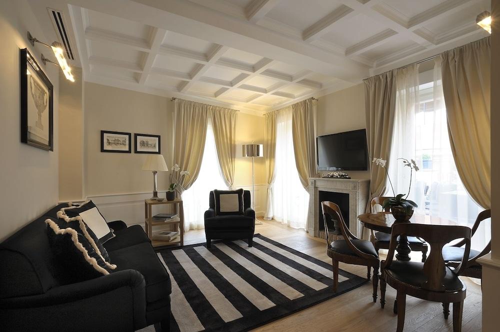 Trevi Palace Luxury Inn Ρώμη Δωμάτιο φωτογραφία