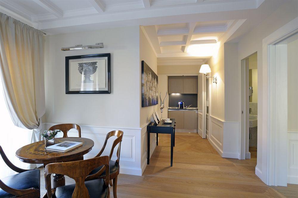 Trevi Palace Luxury Inn Ρώμη Δωμάτιο φωτογραφία